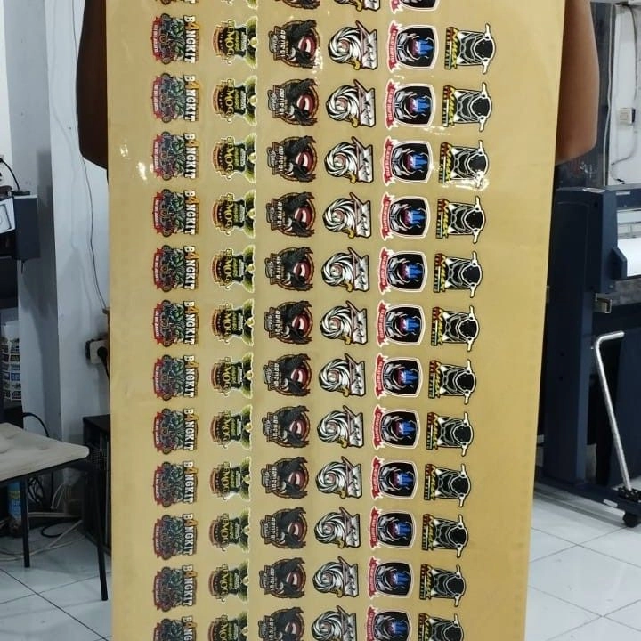 Cetak Sticker Skotlet Masking Meteran Tinta UV Gell - Stiker Skotlet Bisa Nyala atau Berpendar Ketika Terkena Cahaya