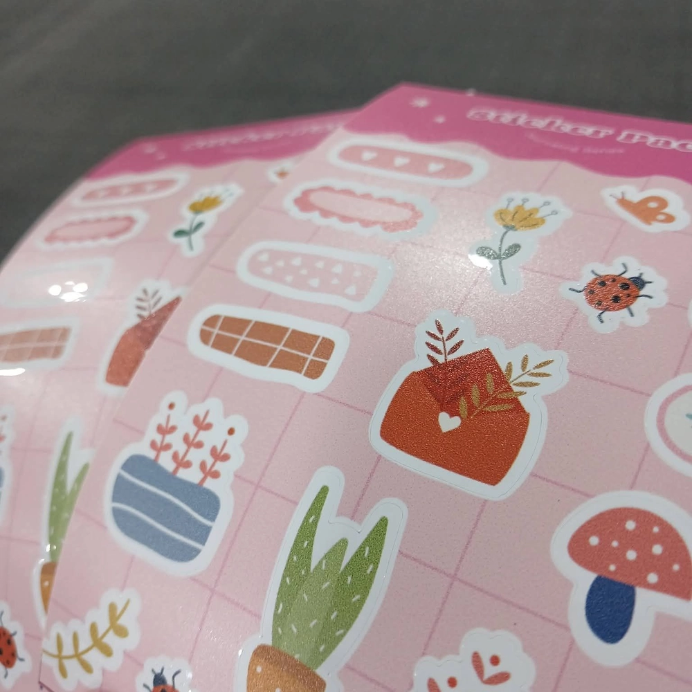Cetak Sticker Pack / Sticker Sheet Ukuran A7 / A6 / A5 / Tinta UV Gell 8 Warna
