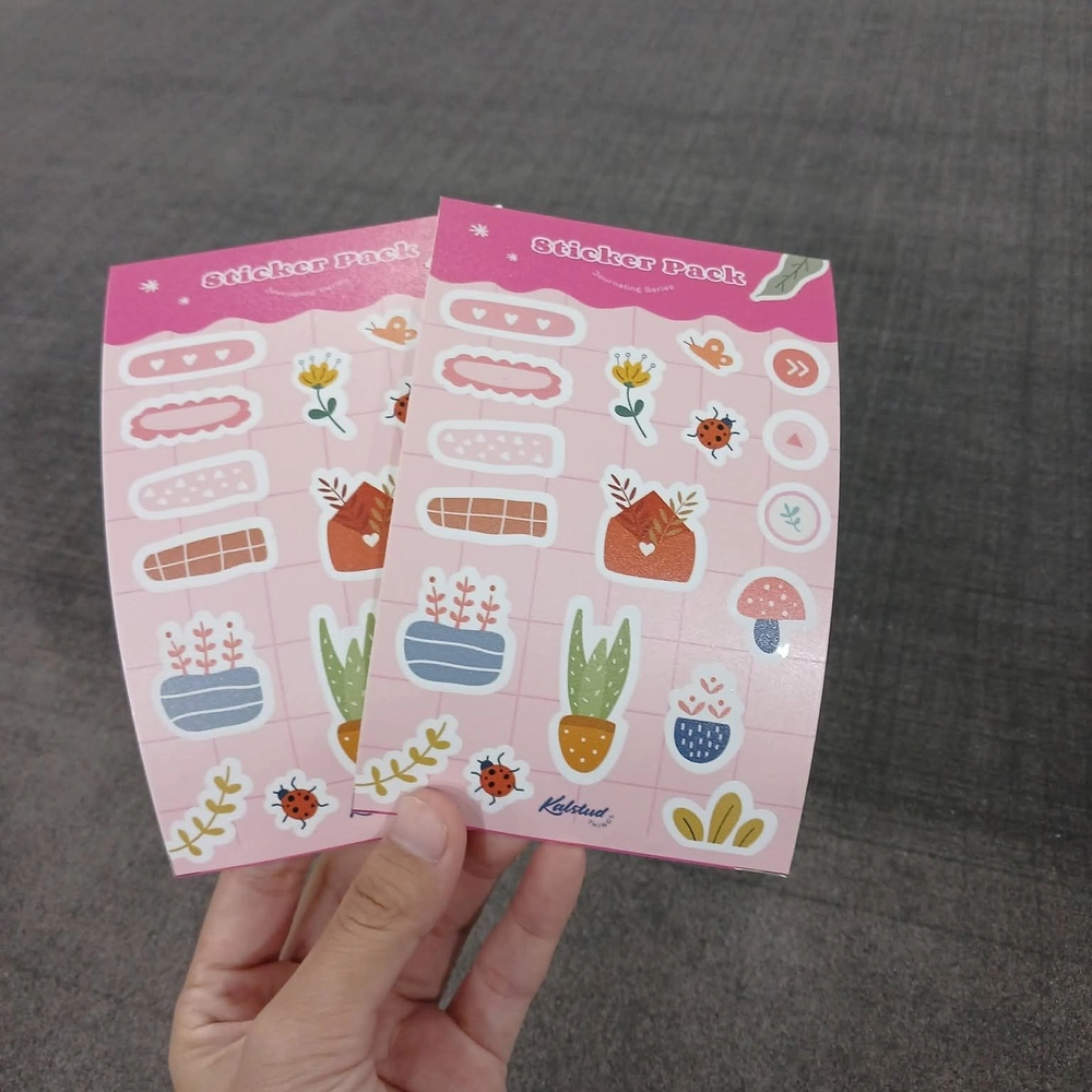 Cetak Sticker Pack / Sticker Sheet Ukuran A7 / A6 / A5 / Tinta UV Gell 8 Warna